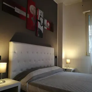  Apartamento Residenza Ugo Bassi Italia