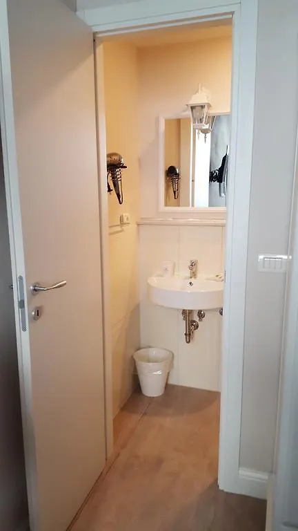 Guest house Soggiorno Arcobaleno Florence